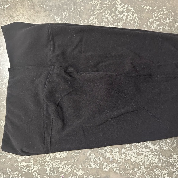 Buff bunny silhouette leggings - Picture 3 of 3